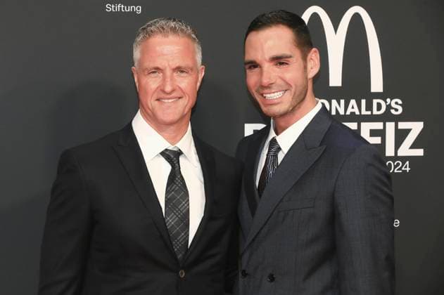 Ralf Schumacher und Etienne Bousquest-Cassagne bei der 19. McDonald s Benefiz Gala zugunsten der McDonald s Kinderhilfe Stiftung in den Eisbach Studios. München, 26.10.2024 *** Ralf Schumacher and Etienne Bousquest Cassagne at the 19 McDonald s Benefit Gala in aid of the McDonald s Childrens Aid Foundation at the Eisbach Studios in Munich, 26 10 2024 Foto:xM.xWehnertx xFuturexImagex mcdonalds_4127