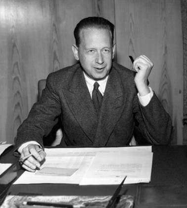 New York 1953-10-10 FN:s generalsekreterare Dag Hammarskjöld i FN New York USA x12014x  Copyright: xSvD TTx DAG HAMMARSKJÖLD