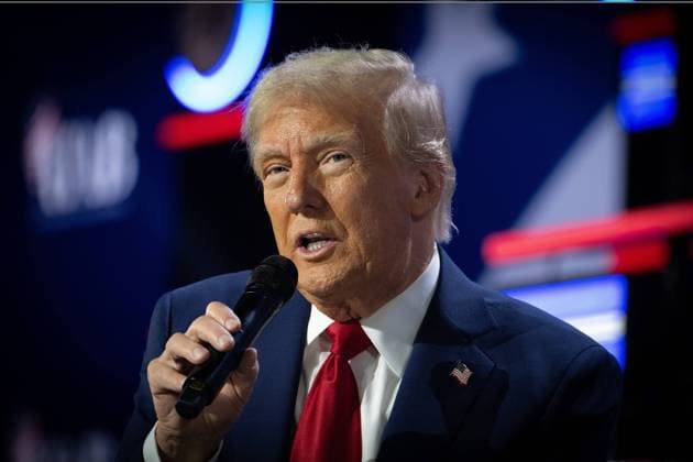October 28, 2024, Powder Springs, Georgia, USA: Donald Trump speaks at National Faith Advisory Summit at Worship With Wonders Church near Atlanta Monday. Powder Springs USA - ZUMAn03_ 20241028_zaf_n03_005 Copyright: xRobinxRaynex