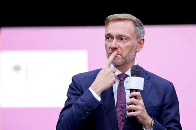 News Themen der Woche KW44 Bilder des Jahres 2024, News 10 Oktober News Bilder des Tages Politiker Christian Lindner (FDP), Bundesminister für Finanzen, spricht beim Bürgerdialog JETZT im Bürgerhaus Stollwerck. Köln, 29.10.2024 NRW Deutschland *** Politician Christian Lindner FDP , Federal Minister of Finance, speaks at the Citizens Dialogue NOW at Bürgerhaus Stollwerck Cologne, 29 10 2024 NRW Germany Copyright: xChristophxHardtx