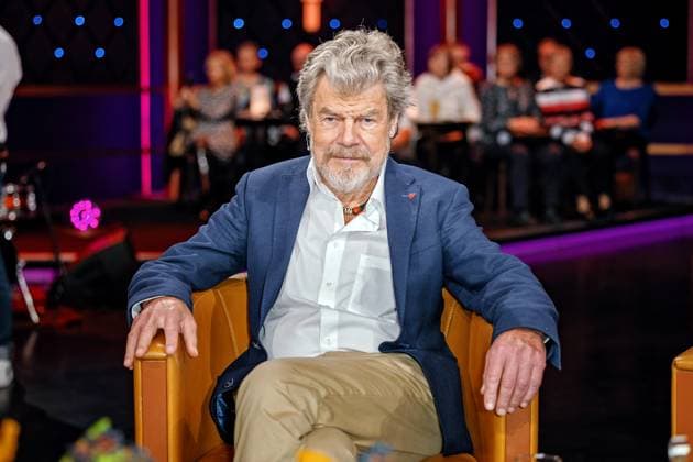 MDR - Riverboat. Extrembergsteiger Reinhold Messner anläßlich der Aufzeichnung der MDR - Talkshow Riverboat am 30.10.2024 in der Mediacity Leipzig. 20241030SFL0009 *** MDR Riverboat extreme mountaineer Reinhold Messner on the occasion of the recording of the MDR talk show Riverboat on 30 10 2024 in the Mediacity Leipzig 20241030SFL0009