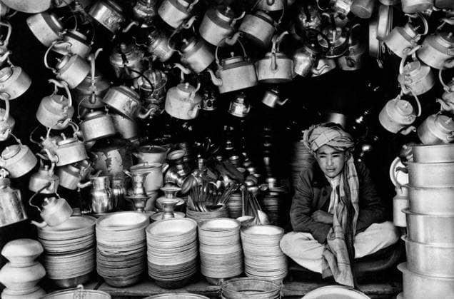 Utensils and crockery shop, Afghanistan Copyright: xTxSatyan DinodiaxPhotox