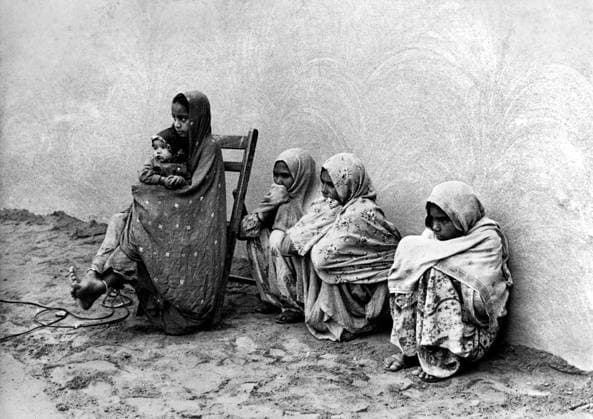 Women seating, India Copyright: xTxSatyan DinodiaxPhotox
