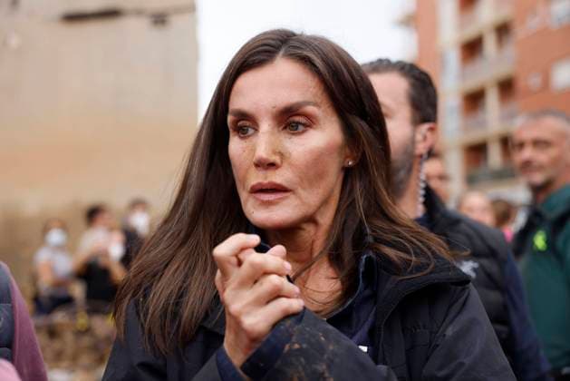 Bilder des Jahres 2024, News 11 November News Themen der Woche KW44 News Bilder des Tages 03-11-2024 Valencia Queen Letizia visited the towns of Paiporta and Chiva, two of the most affected by the DANA flash floods in the province of Valencia, to give their condolences and affection to the victims. Â  Copyright: xPPEx