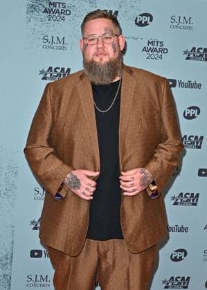 Music Industry Trusts Awards in London Rag n Bone Man attends the Music Industry Trusts Awards 2024 (MITS Award 2024) at the Grosvenor House Hotel in London, England. UK. Monday 4th November 2024 - Copyright: xJamesxWarrenx adsj7023