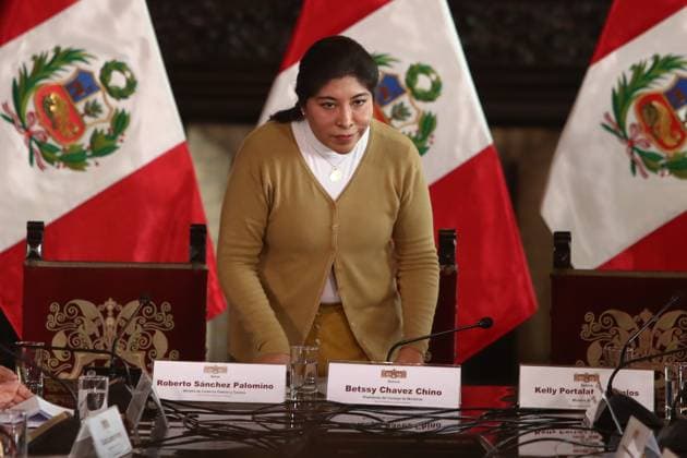 ElComercioPeru LIMA 01 DE DICIEMBRE DEL 2022 CONFERENCIA DE PRENSA DE LA PRESIDENTA DEL CONSEJO DE MINISTROS BETSSY CHAVEZ JUNTO A LOS DEMAS MINISTROS DE ESTADO EN EL SALON TUPAC AMARU DE PALACIO DE GOBIERNO. LIMA LIMA PERU EDITORIAL USE ONLY