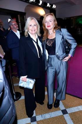 Maren Kroymann und Nina Petri bei der Verleihung vom Emotion Award am 6.11.2024 in Hamburg Emotion Award 2024 in Hamburg