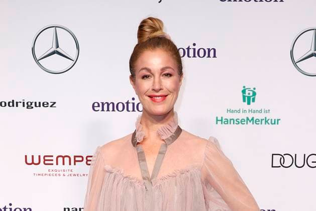 Julia Stinshoff bei der Verleihung vom Emotion Award am 6.11.2024 in Hamburg Emotion Award 2024 in Hamburg