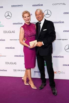 Grit Weiss und Jo Groebel bei der Verleihung vom Emotion Award am 6.11.2024 in Hamburg Emotion Award 2024 in Hamburg