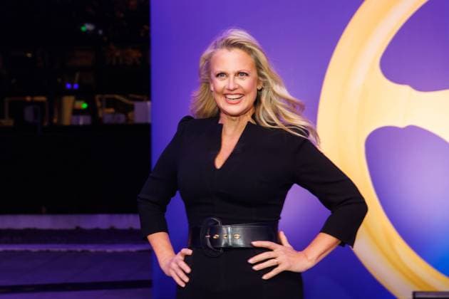 Entertainment Themen der Woche KW45 Entertainment Bilder des Tages Award - Das Goldene Lenkrad 2024 Barbara Schöneberger bei der Verleihung Das Goldene Lenkrad 2024 am Axel-Springer-Hochhaus am 07.11.2024 in Berlin. *** Award Das Goldene Lenkrad 2024 Barbara Schöneberger at the award ceremony Das Goldene Lenkrad 2024 at the Axel Springer Hochhaus on 07 11 2024 in Berlin Copyright: xEventpressxKochanx