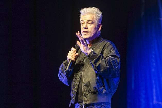 Michael Mittermeier stellt sein neues Programm in der Heilig-Kreuz-Kirche vor ** NUR FÜR REDAKTIONELLE ZWECKE ** EDITORIAL USE ONLY **<p>Der Komiker und Autor Michael Mittermeier steht am 7.11.2024 auf der Bühne in der Heilig-Kreuz-Kirche Gelsenkirchen. In einem exklusiven Preview wird das neue Programm Flash Back - Die Rückkehr der Zukunft vorgestellt. Deutschland NRW Gelsenkirchen Copyright: ArnulfxStoffel *** Michael Mittermeier presents his new program in the Heilig Kreuz Kirche FOR EDITORIAL PURPOSES ONLY EDITORIAL USE ONLY p The comedian and author Michael Mittermeier will be on stage in the Heilig Kreuz Kirche Gelsenkirchen on 7 11 2024 In an exclusive preview, the new program Flash Back Die Rückkehr der Zukunft will be Copyright: ArnulfxStoffel doc7xymi7hkal2okfprled ,EDITORIAL USE ONLY
