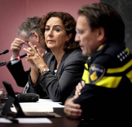 AMSTERDAM - Chief Public Prosecutor Reno de Beukelaer, Mayor Femke Halsema and police chief of the Amsterdam-Amstelland unit Peter Holla update the press on the various incidents in recent days surrounding Ajax s soccer match against Maccabi Tel Aviv, directed against Maccabi Tel Aviv supporters. ANP KOEN VAN WEEL netherlands out - belgium out  Copyright: xx x512980924x originalFilename: 512980924.jpg