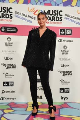Los40 Music Awards photocall in Barcelona Influencer Laura Escanes during the Los40 Music Awards photocall, on November 8, 2024, in Barcelona, Catalunya Espana This years awards are completely different, as they will be in solidarity with those affected by the cold drop All those who want to participate, can make donations in the form of solidarity tickets, the zero row, with a price of 5 euros each and LOS40 will buy the first 40 000 tickets worth 200 000 euros 08 NOVEMBER 2024 LOS 40 PREMIOS MÚSICA Barcelona Catalunya Catalunya Barcelona Catalunya Espana  Copyright: xAlbertoxParedesx 6329846