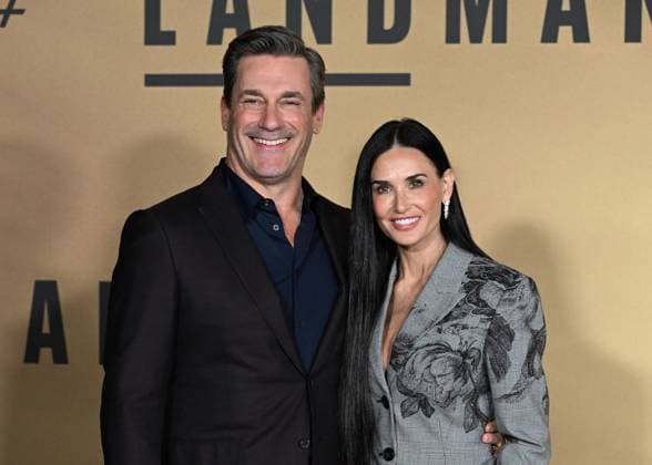 Bilder des Jahres 2024, Entertainment 11 November Entertainment Themen der Woche KW45 Entertainment Bilder des Tages Celebrities attend the UK Screening of Landman ahead of the brand new series launching in the UK on Paramount+ Featuring: Jon Hamm, Demi Moore Where: London, United Kingdom When: 08 Nov 2024 Credit: Cover Images EDITORIAL USE ONLY. NOT FOR USE BY NEWSPAPERS BASED IN THE UK. Copyright: xx coverimg54286347
