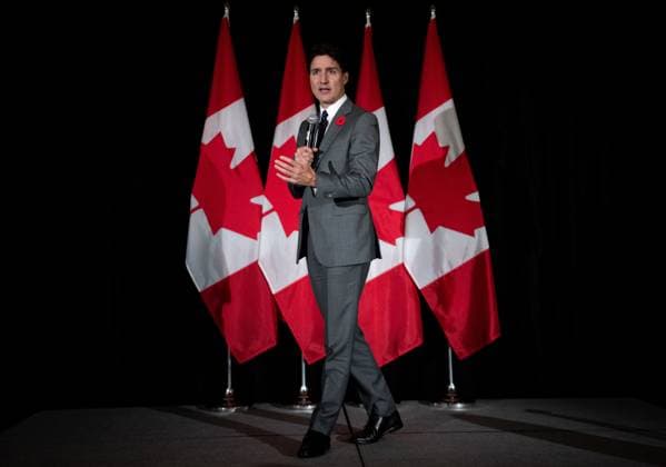 November 8, 2024, Vancouver, Bc, CANADA: Prime Minister Justin Trudeau speaks during a Liberal Party fundraising event in Vancouver, on Friday, November 8, 2024. Vancouver CANADA  - ZUMAc35_ 20241108_zaf_c35_070 Copyright: xEthanxCairnsx