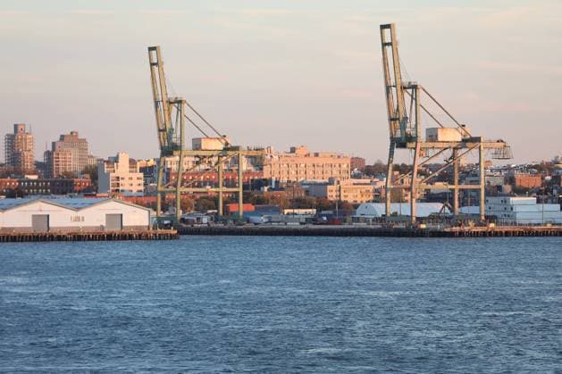 New York City, USA, 07.11.2024: Industrieanlagen Copyright: xdtsxNachrichtenagenturx dts_51029