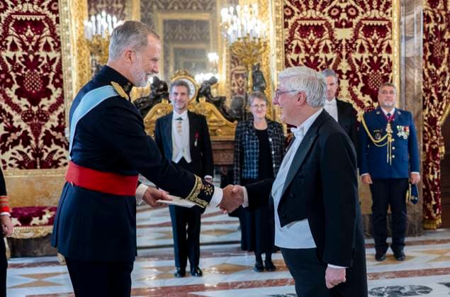 Entertainment Themen der Woche KW46 Entertainment Bilder des Tages The King receives the Letters of Credence of the ambassadors of Belgium, Sweden, Cyprus, Latvia, Korea and Andorra King Felipe VI i receives the letter of credence of the ambassador of the Kingdom of Belgium, Didier Charles J Nagant de Deuxchaisnes d , on November 11, 2024, in Madrid Spain The King receives today the credentials of six new ambassadors in the traditional ceremony that since the 18th century has been held, practically unchanged, at the Royal Palace 11 NOVEMBER 2024 KING CREDENTIALS AMBASSADORS BELGIUM SWEDEN SWEDEN CYPRUS CYPRUS LATVIA KOREA ANDORRA Madrid Madrid Espana  Copyright: xAlbertoxOrtegax 6333645
