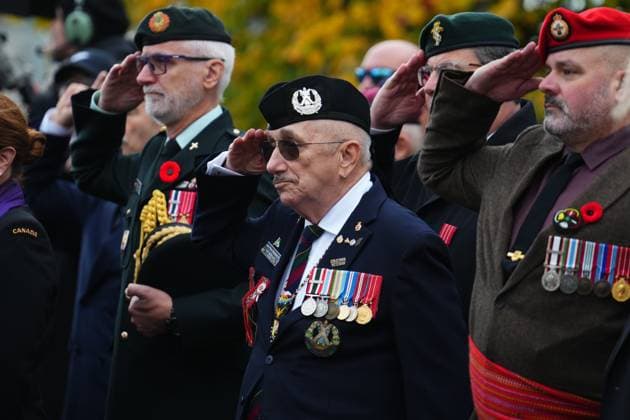 November 11, 2024, Ottawa, On, CAN: Canadian war veterans salute during the playing of The Last Post at a Remembrance Day ceremony at the National War Memorial in Ottawa on Monday, Nov. 11, 2024. Ottawa CAN  - ZUMAc35_ 20241111_zaf_c35_016 Copyright: xSeanxKilpatrickx