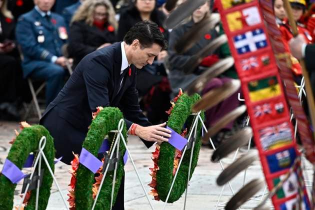 November 11, 2024, Ottawa, On, CAN: Prime Minister Justin Trudeau place a wreath at a Remembrance Day ceremony at the National War Memorial in Ottawa on Monday, Nov. 11, 2024. Ottawa CAN  - ZUMAc35_ 20241111_zaf_c35_021 Copyright: xJustinxTangx