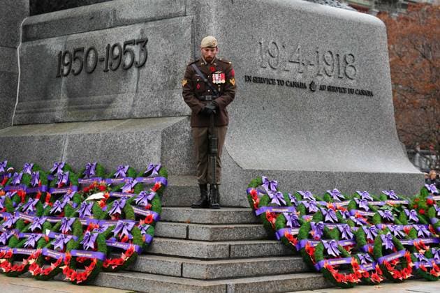 November 11, 2024, Ottawa, On, CAN: A sentry stands guard during the National Remembrance Day Ceremony at the National War Memorial in Ottawa on Monday, Nov. 11, 2024. Ottawa CAN  - ZUMAc35_ 20241111_zaf_c35_038 Copyright: xSeanxKilpatrickx