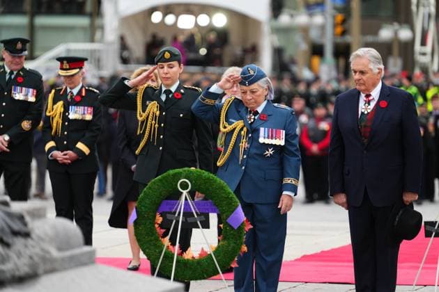 November 11, 2024, Ottawa, On, CAN: Gov. Gen. Mary Simon salutes after placing a wreath at the National Remembrance Day Ceremony at the National War Memorial in Ottawa on Monday, Nov. 11, 2024. Ottawa CAN  - ZUMAc35_ 20241111_zaf_c35_044 Copyright: xSeanxKilpatrickx