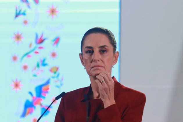 Claudia Sheinbaum Pardo, President of Mexico, speaking during a briefing conference about the rescue of Mexican Petroleum (PEMEX), at the National Palace. on November 13, 2024 in Mexico City, Mexico. Mexico City Mexico - ZUMAe321 20241113_zia_e321_008 Copyright: xCarlosxSantiagox