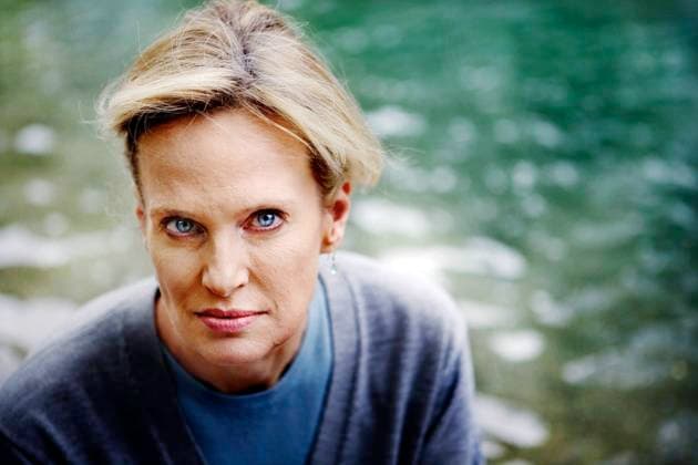 STOCKHOLM 20090520 - Den amerikanska författaren Siri Hustvedt är aktuell i Sverige med boken Sorgesang Foto Nicklas Thegerström DN SCANPIX Kod 3000 ** SVD OUT ** STOCKHOLM SVERIGE x3000x *** STOCKHOLM 20090520 The American author Siri Hustvedt is currently in Sweden with the book Sorgesang Photo Nicklas Thegerström DN SCANPIX Code 3000 SVD OUT STOCKHOLM SVERIGE x3000x  Copyright: xNICKLASxTHEGERSTRÖMx xDNx xTTx SIRI HUSTVEDT