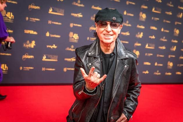 30. Verleihung der Goldenen Henne in Leipzig. Der MDR (Mitteldeutsche Rundfunk) produziert in Zusammenarbeit mit Super Illu den größten Publikumspreis in Ostddeutschland. Hier der Scorpions Sänger Klaus Meine Goldene Henne 2024