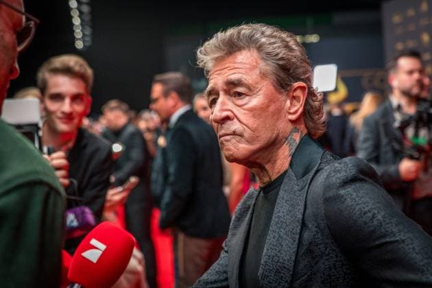 30. Verleihung der Goldenen Henne in Leipzig. Der MDR (Mitteldeutsche Rundfunk) produziert in Zusammenarbeit mit Super Illu den größten Publikumspreis in Ostddeutschland. Hier der Rockmusiker Peter Maffay Goldene Henne 2024