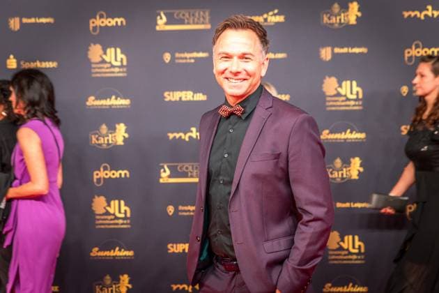 30. Verleihung der Goldenen Henne in Leipzig. Der MDR (Mitteldeutsche Rundfunk) produziert in Zusammenarbeit mit Super Illu den größten Publikumspreis in Ostddeutschland. Hier der TV Moderator Tino Böttcher Goldene Henne 2024