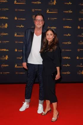 Award - 30. Goldene Henne 2024 - Carpet Torsten Lenkeit und Arzu Bazman auf dem roten Teppich der 30. Goldenen Henne 2024 in der Messe Leipzig am 15.11.2024. Copyright: xEventpressxKochanx