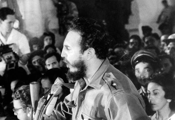 Speech of Fidel Castro during which he explains the agreements made with Nikita Khrushchev, 1962 (photo) XRH1701881 Speech of Fidel Castro during which he explains the agreements made with Nikita Khrushchev, 1962 (photo) by Unknown photographer, (20th century); (add.info.: October, 30 1962 (at time of cuban missile crisis)). Copyright: xBridgemanxImagesx 1701881