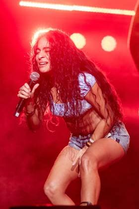 Corona Capital Music Festival - Day 2 Jessie Reyez performs during day 2 of the 2024 Corona Capital Music Festival at Autodromo Hermanos Rodriguez on November 16, 2024 in Mexico City, Mexico. Mexico City Autodromo Hermanos Rodriguez Mexico Copyright: xAnniexLesser imageSPACEx