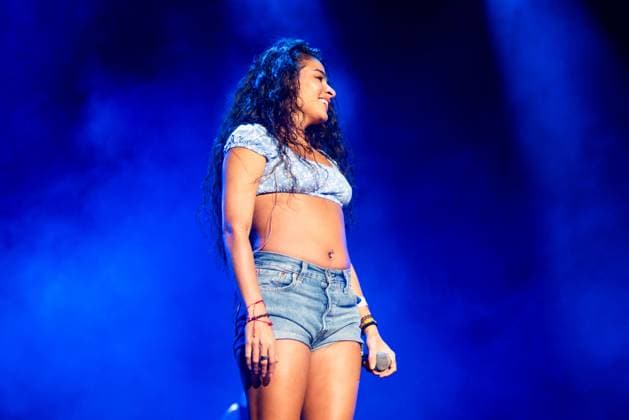 Corona Capital Music Festival - Day 2 Jessie Reyez performs during day 2 of the 2024 Corona Capital Music Festival at Autodromo Hermanos Rodriguez on November 16, 2024 in Mexico City, Mexico. Mexico City Autodromo Hermanos Rodriguez Mexico Copyright: xAnniexLesser imageSPACEx