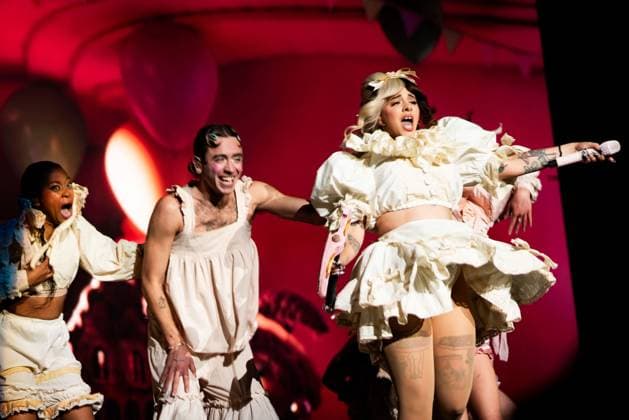 Corona Capital Music Festival - Day 2 Melanie Martinez performs during day 2 of the 2024 Corona Capital Music Festival at Autodromo Hermanos Rodriguez on November 16, 2024 in Mexico City, Mexico. Mexico City Autodromo Hermanos Rodriguez Mexico Copyright: xAnniexLesser imageSPACEx