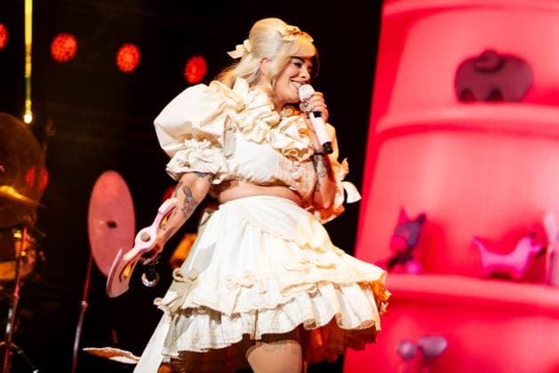 Corona Capital Music Festival - Day 2 Melanie Martinez performs during day 2 of the 2024 Corona Capital Music Festival at Autodromo Hermanos Rodriguez on November 16, 2024 in Mexico City, Mexico. Mexico City Autodromo Hermanos Rodriguez Mexico Copyright: xAnniexLesser imageSPACEx