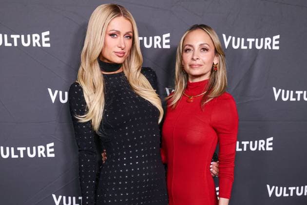 2024 Vulture Festival Los Angeles Paris Hilton and Nicole Richie arrive at the 2024 Vulture Festival Los Angeles held at nya studios EAST on November 17, 2024 in Hollywood, Los Angeles, California, United States. nya studios EAST, Hollywood, Los Angeles, California, USA California United States  Copyright: xImagexPressxAgencyx originalFilename: collin-2024vult241117_npEtO.jpg
