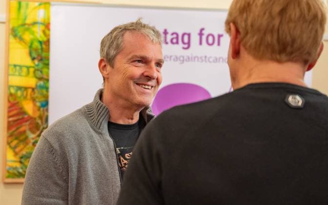 20241118 Fotoshooting mit Manfred Baumann fuer den DAC Kalender WIEN, OESTERREICH - 18. NOVEMBER: Starfotograf Manfred Baumann waehrend des Fotoshootings fuer die 14. Auflage des Dancer Against Cancer - DAC Charity-Fotokalenders 2025-2026 unter dem Thema -Superhelden- mit Starfotograf Manfred Baumann im Hotel Kaiserhof am 18. November 2024 in Wien, Oesterreich. 241118_SEPA_17_053 Copyright: xIsabellexOuvrardx SEPAxMedia