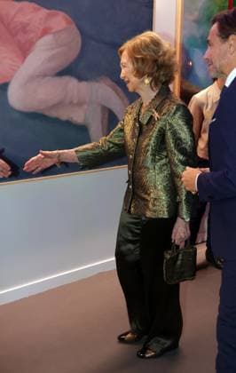 XXXIX edition of the BMW Painting Prize Queen Sofia presents the BMW Painting Prize in its XXXIX edition at the Teatro Real, on November 18, 2024, in Madrid Spain PREMIOS GENTE PINTURA José Ramó Madrid Madrid Madrid Spain  Copyright: xJosÃ xRamonxHernandox 6349626