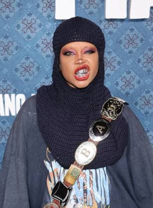 Bilder des Jahres 2024, Entertainment 11 November Entertainment Themen der Woche KW47 Los Angeles Netflix Premiere Of The Piano Lesson At The Egyptian Theatre Featuring: Erykah Badu Where: Los Angeles, California, United States When: 19 Nov 2024 Credit: Faye s Vision Cover Images EDITORIAL USE ONLY. NOT FOR USE BY NEWSPAPERS BASED IN THE UK. Copyright: xx coverimg54319242