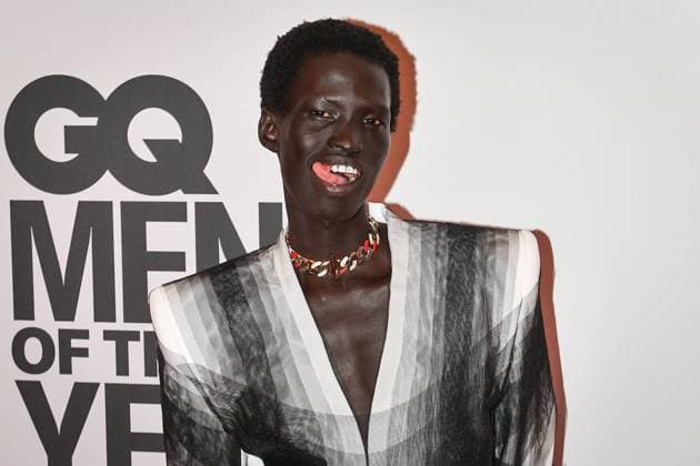 Bilder des Jahres 2024, Entertainment 11 November Entertainment Themen der Woche KW47 Entertainment Bilder des Tages 2024 GQ Men Of The Year Awards in Paris FA South Sudanese model Mamuor Majeng poses for a photo-call during the 2024 GQ Men Of The Year Awards at the Hotel Plaza Athenee, in Paris, on November 20, 2024. Photo by Firas Abdullah ABACAPRESS.COM Paris Ile-de-France France  Copyright: xAbdullahxFiras ABACAx