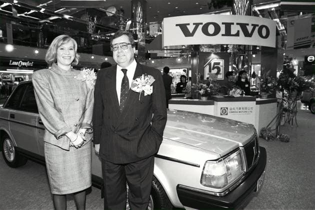 Eva Hedberg, Sweden s Trade Officer in Hong Kong, and Uwe Schmidt-Rosemann, Group Director of Jebsen Motors, at a Volvo car exhibition organized by Jebsen Motors subsidiary, Cimbria Motors, at Ocean Terminal. EDITORIAL USE ONLY  Copyright: xx MER2016052212305068 PostxStaffxPhotographerx scmpphotos390472