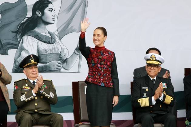 Parade 114th Anniversary Of The Mexican Revolution Claudia Sheinbaum, President of Mexico, is accompanied by Ricardo Trevilla Trejo, Secretary of National Defense, and Raymundo Pedro Morales Angeles, Secretary of the Navy, as they lead the parade on the occasion of the 114th anniversary of the Mexican Revolution at the Zocalo capitalino in Mexico City, Mexico, on November 20, 2024. MÃ xico City Mexico  Copyright: xJosexLuisxToralesx originalFilename: torales-notitle241120_npZeY.jpg