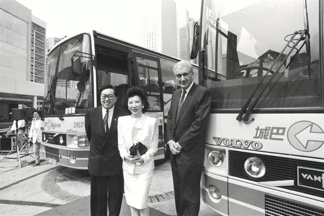 (from left) Citybus Chairman Tsui Tsin-tong, Baroness Lydia Dunn and HSBC General Manager Paul Selway-Swift at a launching ceremony of new Volvo coaches of the bus company. EDITORIAL USE ONLY  Copyright: xx MER2016052214543708 PostxStaffxPhotographerx scmpphotos395287