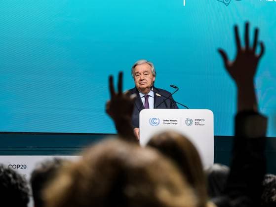 News Themen der Woche KW47 News Bilder des Tages UN Climate Conference COP29 in Baku - Day ten - 21 Nov 2024 António Guterres, UN Secretary General speaks to the press at a press conference in Blue Zone during the United Nations Climate Change Conference COP29, an event held by United Nations Framework Convention on Climate Change (UNFCCC) at Baku Olympic Stadium. COP29, running from November 11-22 focuses on carbon offset clean energy funding. Baku Azerbaijan Copyright: xDominikaxZarzyckax xSOPAxImagesx November_21_2024_Baku_COP29_day10-27