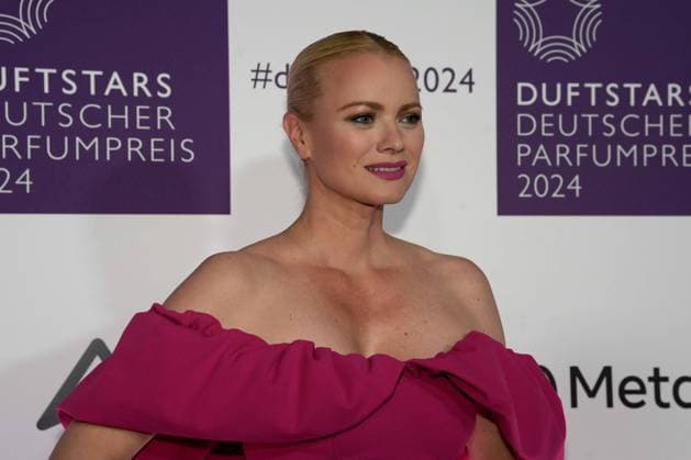 Deutscher Parfumpreis Duftstars am 21.11.2024 in der Rheinterrasse in Düsseldorf Die Verleihung des Deutschen Parfumpreises Duftstars findet am 21.11.2024 in der Rheinterrasse in Düsseldorf statt. Franziska Knuppe ( Model )