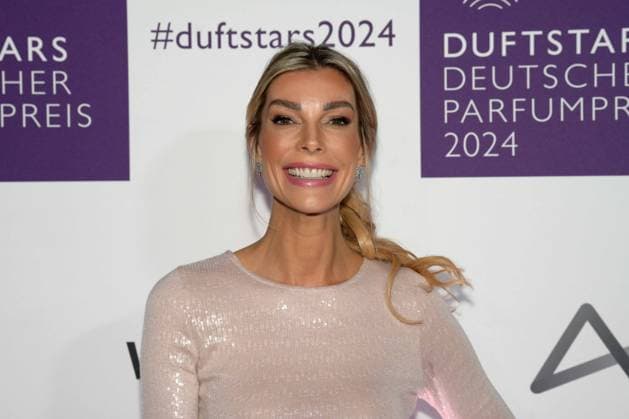 Deutscher Parfumpreis Duftstars am 21.11.2024 in der Rheinterrasse in Düsseldorf Die Verleihung des Deutschen Parfumpreises Duftstars findet am 21.11.2024 in der Rheinterrasse in Düsseldorf statt. Annika Gassner ( Model )