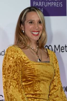 Deutscher Parfumpreis Duftstars am 21.11.2024 in der Rheinterrasse in Düsseldorf Die Verleihung des Deutschen Parfumpreises Duftstars findet am 21.11.2024 in der Rheinterrasse in Düsseldorf statt. Melli Zampanella ( Kulturwissenschaftlerin, Duftexpertin )