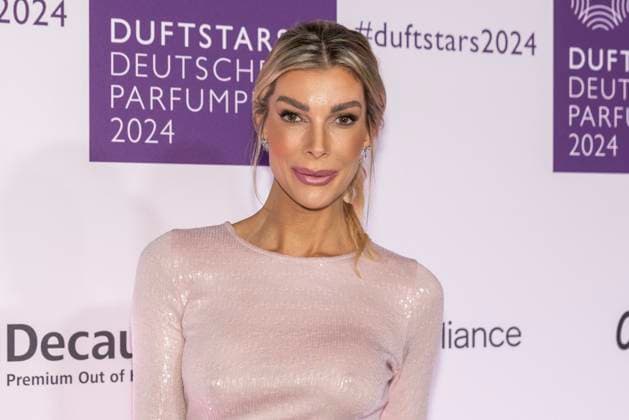 Model Annika Gassner bei den DUFTSTARS 2024 - Deutscher Parfumpreis Verleihung des deutschen Parfumpreises DUFTSTARS durch die Fragrance Foundation am 21.11.2023, Rheinterrassen, Duesseldorf.