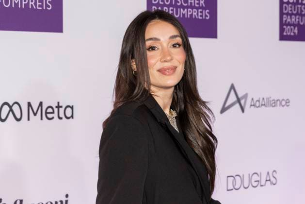 Entertainment Bilder des Tages Creatorin Betuel Akbaba bei den DUFTSTARS 2024 - Deutscher Parfumpreis Verleihung des deutschen Parfumpreises DUFTSTARS durch die Fragrance Foundation am 21.11.2023, Rheinterrassen, Duesseldorf.